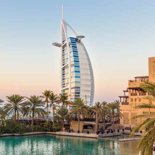 Trabalhar em Dubai? Emirates lança campanha para contratar 17 mil pessoas